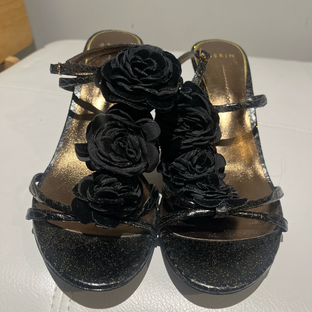 Aerin black Slingback with black roses size 8.5